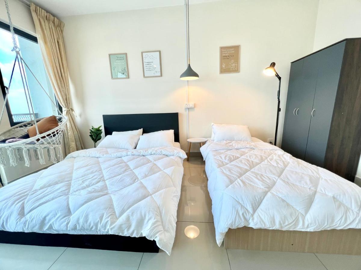 A 1-4 Pax Cozy Studio Tv Box Pool 100Mps Wifi 3 Bed Trefoil Setia Alam Exteriör bild