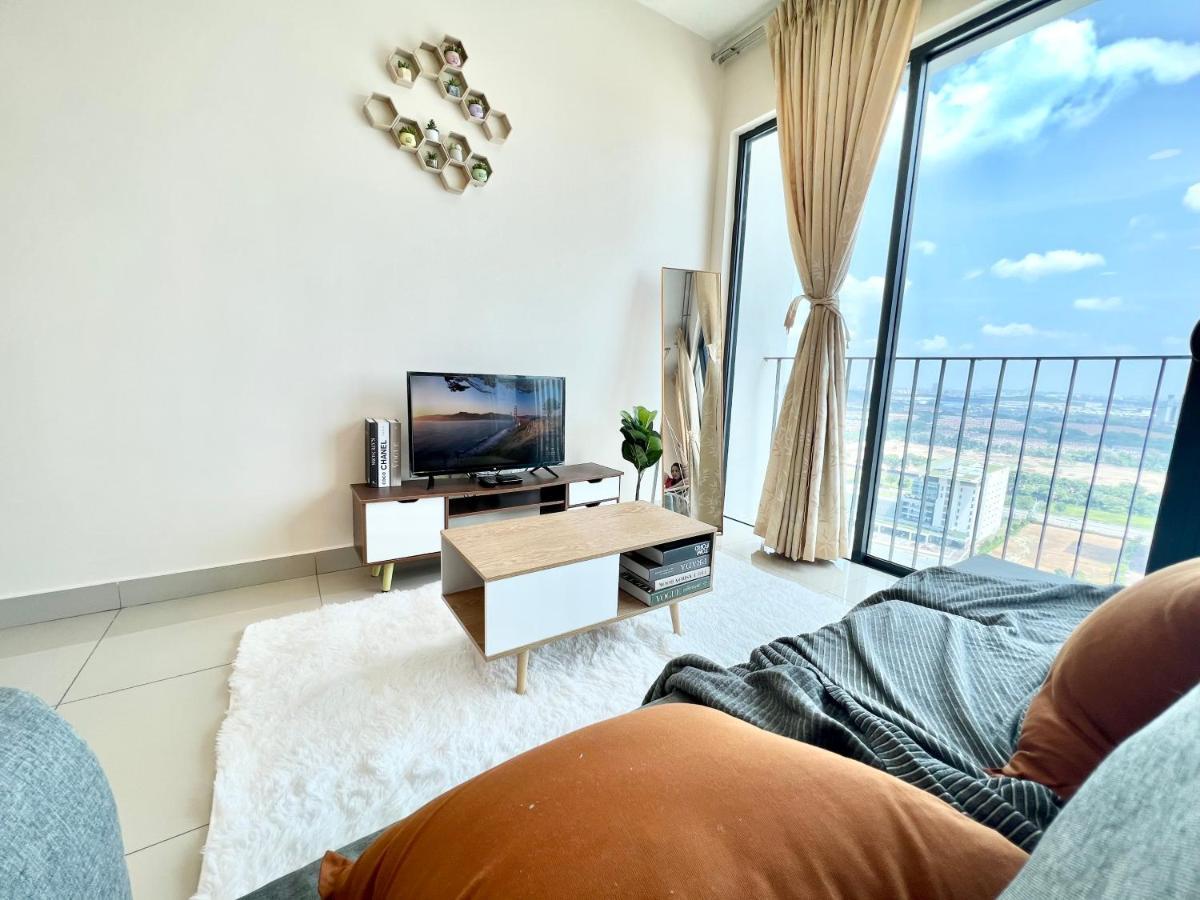 A 1-4 Pax Cozy Studio Tv Box Pool 100Mps Wifi 3 Bed Trefoil Setia Alam Exteriör bild